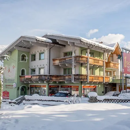Lägenhet Appartementhaus Kostenzer *
